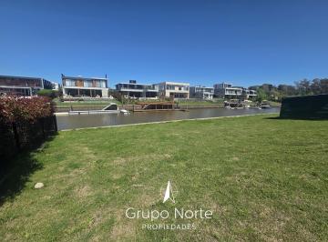 Terreno · 903m² · Lote Al Río en Venta en Barrio El Yacht, Nordelta.