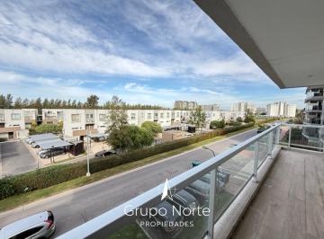 Departamento · 60m² · 3 Ambientes · 1 Cochera · 3 Ambientes en Venta en Skyroof Nordelta, Cochera y Baulera.