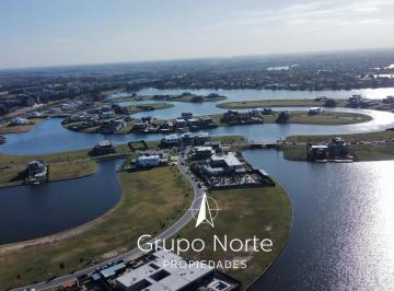 Terreno · 1207m² · Lote en Venta Al Lago Central en Los Puentes, Nordelta. Línea Premium!