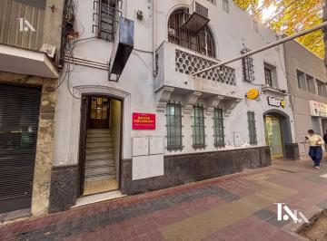 Local comercial · 381m² · 10 Ambientes · Venta Local Céntrico Av España Mendoza - 380 m²