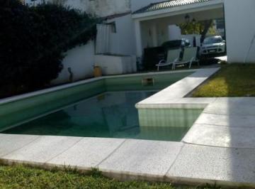 Casa · 342m² · 4 Ambientes · 2 Cocheras · Venta Casa 3 Dorm. y Depto - B° Jardín Espinosa
