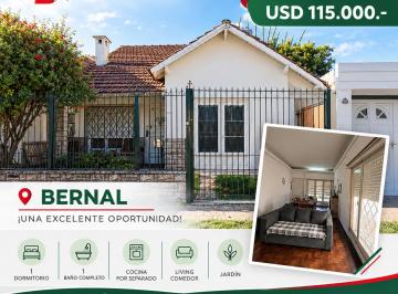 Casa de 2 ambientes, Quilmes · Venta Casa con Jardín