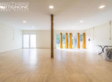 Casa · 220m² · 3 Ambientes · Local/vivienda en Alquiler en Excelente Ubicación - Pilar