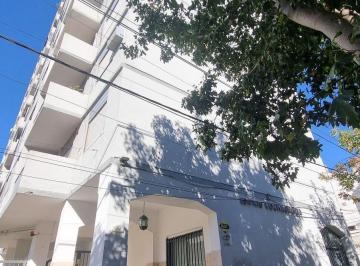 Departamento · 90m² · 4 Dormitorios · 1 Cochera · Venta Departamento 4 Dorm. en Republica de La Sexta