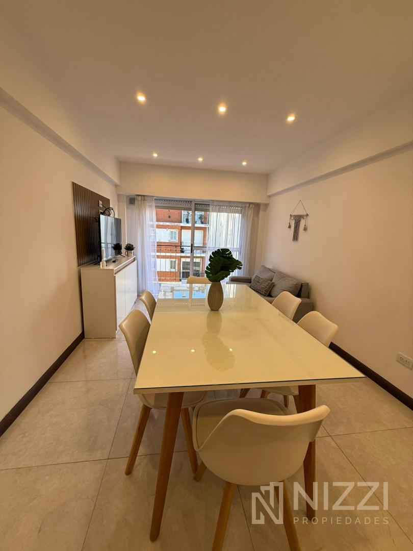 Depto 3 amb, 62m² con balcón corrido — Macrocentro