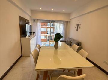 Departamento · 62m² · 3 Ambientes · 3 Amb a La Calle con Balcón - Plaza Mitre