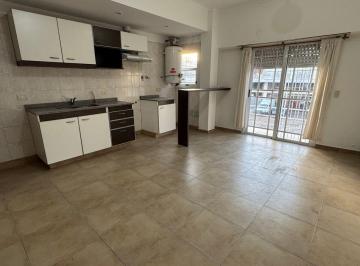 Departamento de 2 ambientes, Quilmes · Alquiler Departamento 2 Ambientes con Cochera Quilmes Oeste