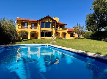 Casa · 450m² · 8 Ambientes · 2 Cocheras · Espectacular Casa 3 Dorm. en Altos del Chateau