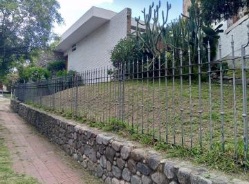Casa · 118m² · 7 Ambientes · 1 Cochera · Vendo Casa de 3 Dormit en Parque Chacabuco