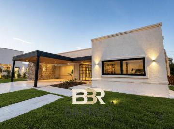 Casa · 241m² · 5 Ambientes · 2 Cocheras · Venta Casa Terravista