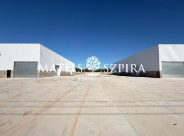Bodega-Galpón · 1000m² · Galpones en Alquiler 1000 m² Complejo Sin Expensas