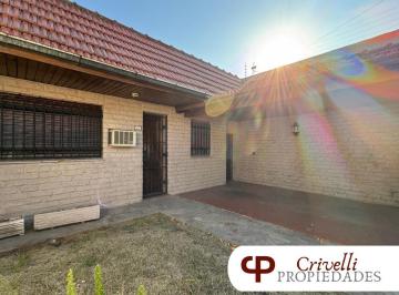 Casa · 120m² · 2 Ambientes · 1 Cochera · Venta | Casa