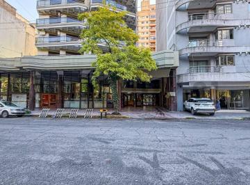 Departamento · 120m² · 4 Ambientes · 1 Cochera · Venta 4 Ambientes C/cochera Baulera en Zona Centro.