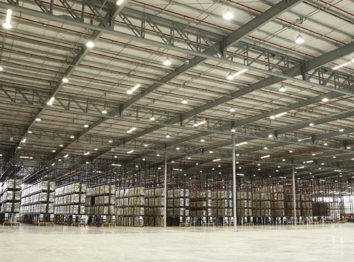 Depósito · 9200m²