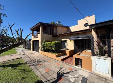 Casa · 165m² · 4 Ambientes · 2 Cocheras · Casa en Venta - San Antonio de Padua