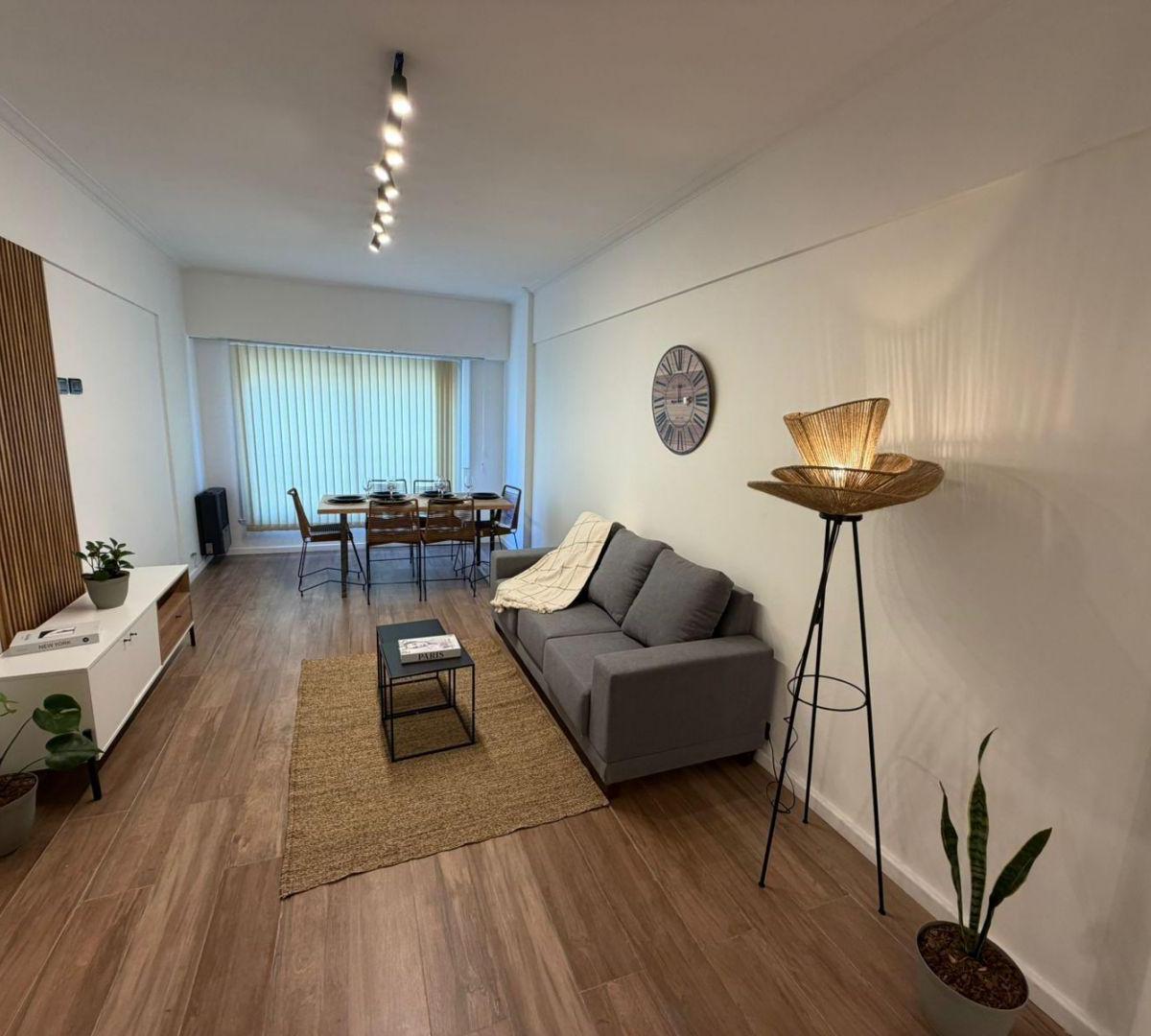 Depto 3 amb, 64m² con balcón francés — Torreón