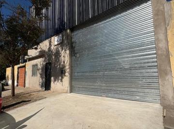 Depósito · 347m² · 3 Ambientes · 6 Cocheras · Depósito en Alquiler 347 m² Entrepiso, Salida Rápida Acceso Oeste, Zona Industrial