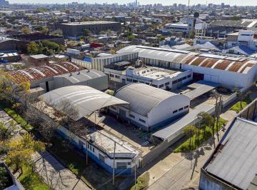 Depósito · 5747m² · Venta Naves Industriales 5.747 m² en Parque Ind. Villa Lujan en Avellaneda