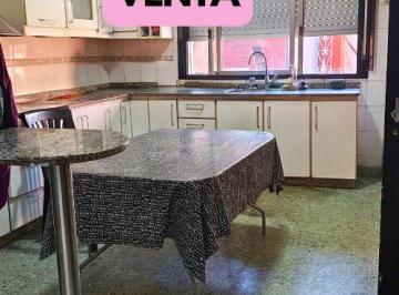 PH de 5 ambientes, Velez Sarsfield · PH 5 Ambientes con Jardín, Parrilla, Terraza y Gran Potencial – Sin Expensas