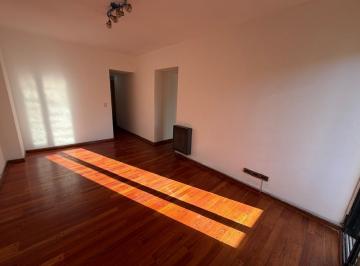 Departamento · 50m² · 2 Ambientes · Dpto 2 Ambientes Muy Luminoso