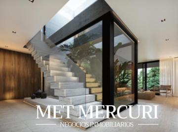 Casa · 335m² · 6 Ambientes · Casa en Venta en Carpinchos - Nordelta