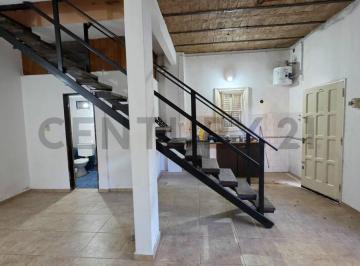 Oficina comercial · 135m² · 4 Ambientes · Venta | Oportunidad | 2 PH Contiguos en Haedo Sur | 135 m² Totales