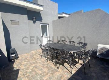 Departamento · 66m² · 3 Ambientes · Venta - Departamento 3 Ambientes Tipo Duplex con Terraza Propia y Parrilla - Frente - con Cochera Opc