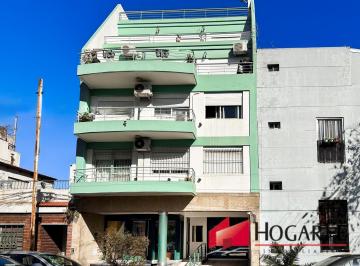 Departamento · 172m² · 7 Ambientes · 2 Cocheras · PH en Parque Patricios