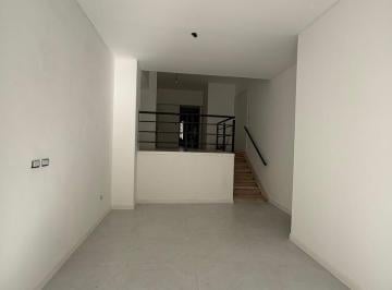 Departamento de 2 ambientes, Quilmes · Departamento 2 Ambientes Galería Jardín Cochera y Baulera en Venta - Quilmes