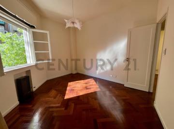 Departamento · 42m² · 2 Ambientes · Alquiler 2 Ambientes en Recoleta Luminoso Al Frente Reformado a Nuevo con Electrodomesticos a Estren
