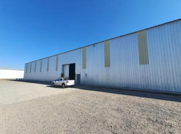 Depósito · 2100m² · Depósito en Alquiler 2100 m² en Zarate Autovia 6