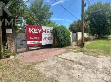 Terreno · 310m² · Terreno en Venta en City Bell Excelente Ubicación Zona Golf Estudiantes de La Plata