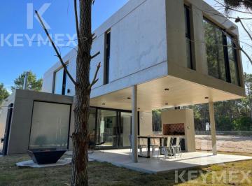 Casa · 114m² · 4 Ambientes · 2 Cocheras · Casa en Pinamar Norte en Alquiler Temporario