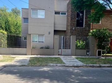 Casa de 4 ambientes, Berazategui · Ranelagh - Venta Casa 4 Amb C/parque y Piscina