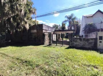 Casa · 169m² · 2 Dormitorios · 2 Cocheras · Oportunidad de Inversión en Barrio Paraíso – Casa a Reciclar en Zona Río y Reserva Natural