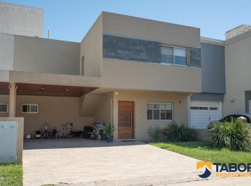 Casa · 180m² · 3 Ambientes · 2 Cocheras · Amplio Dúplex 3 Dorm., Patio y Pileta | Chacra del Norte II