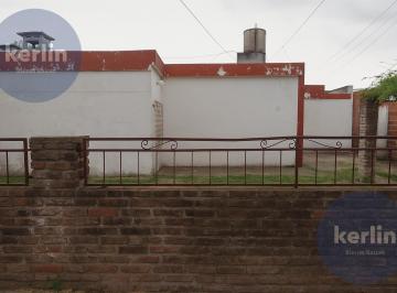 Casa · 325m² · 4 Ambientes · 1 Cochera · Casa en San Nicolas de Los Arroyos