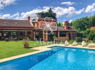 Casa · 380m² · 6 Ambientes · 2 Cocheras · Venta Casa - Carmel C. C, Pilar