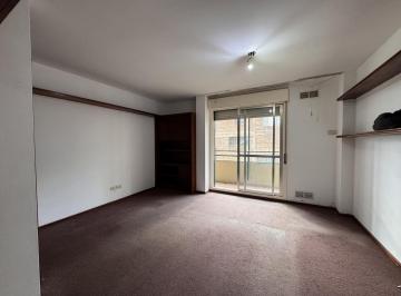 Departamento · 65m² · 4 Ambientes · Departamento en Alquiler Dos Dorm. Balcon Contrafrente Zona Rio