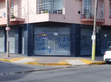 Local comercial , Quilmes · 5 Locales Unificados 146 m² Cubiertos – a m de La Estación – Ezpeleta Este