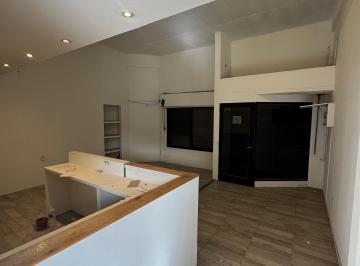 Local comercial de 2 ambientes, La Plata · Oficina Comercial en Alquiler en La Plata