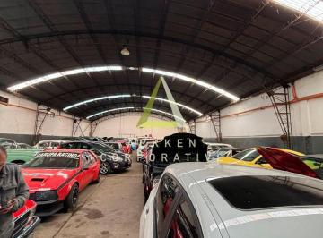 Bodega-Galpón · 750m² · Galpón en Alquiler en Florida