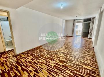 Departamento · 95m² · 6 Ambientes · Centro 2 Dorm - Frente con Balcòn - Apto Crèdit - Cocina con Lavadero - Departamento en Venta Centro
