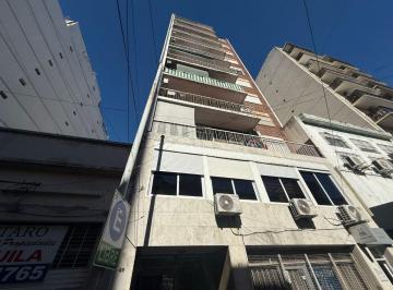 Departamento de 2 ambientes, Avellaneda · Departamento de 42 m² con 1 Dormitorio en Venta en Avellaneda