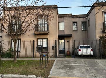 Departamento de 2 ambientes, Moreno · Departamento 2 Amb con Cochera Patio, Sum y Gym. Gran Oportunidad!
