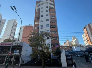 Departamento de 3 ambientes, Lomas de Zamora · Hipólito Yrigoyen 9234 con Cochera Apto Crédito