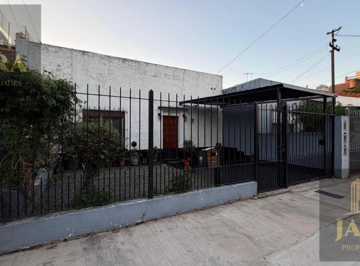 Casa · 150m² · 4 Ambientes · 1 Cochera