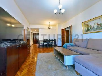 Departamento · 59m² · 3 Ambientes · Venta Departamento 3 Ambientes con Balcón Piso 10 Balvanera Caba