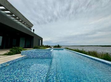 Casa · 708m² · 6 Ambientes · 2 Cocheras · Venta Casa a Estrenar con 5 Dorm., Jardín, Piscina y 2 Cocheras, Al Lago en Marinas - Puertos