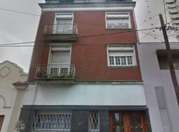Departamento de 6 ambientes, Avellaneda · Departamento de 5 Dorm.